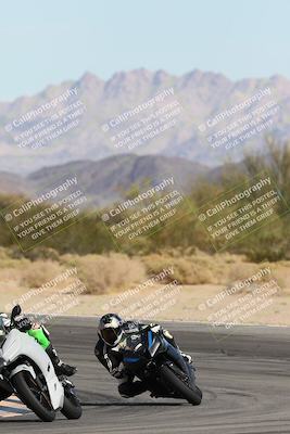 media/Nov-16-2025-Race Pace (Sun) [[8c5fa54630]]/Non Verified Riders (1st 20 Minutes)/2-Turn 10 (1010am)/